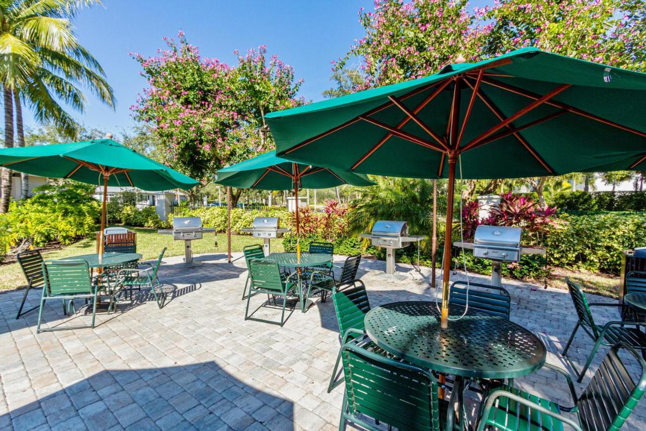 Greenlinks At Lely Luxury Purple Orchid Fully Renovated Modern 1st Floor 3bdr Golf Appartement *